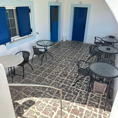 Апарт-отель Rena's Garden