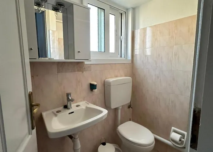 Rena's Garden Apartmanhotel