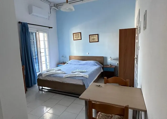 Rena's Garden Apartmanhotel